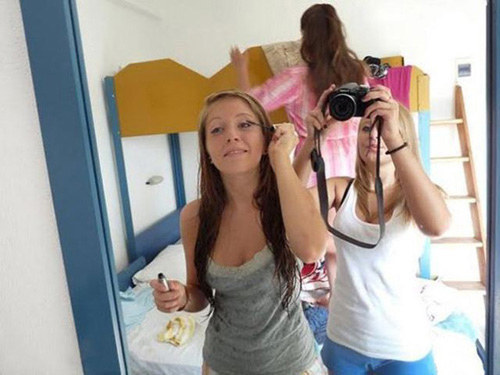 Unfortunate Picture Mirror Pic