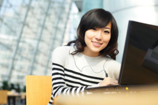 Three Top Reasons to Take an Online Degree Course