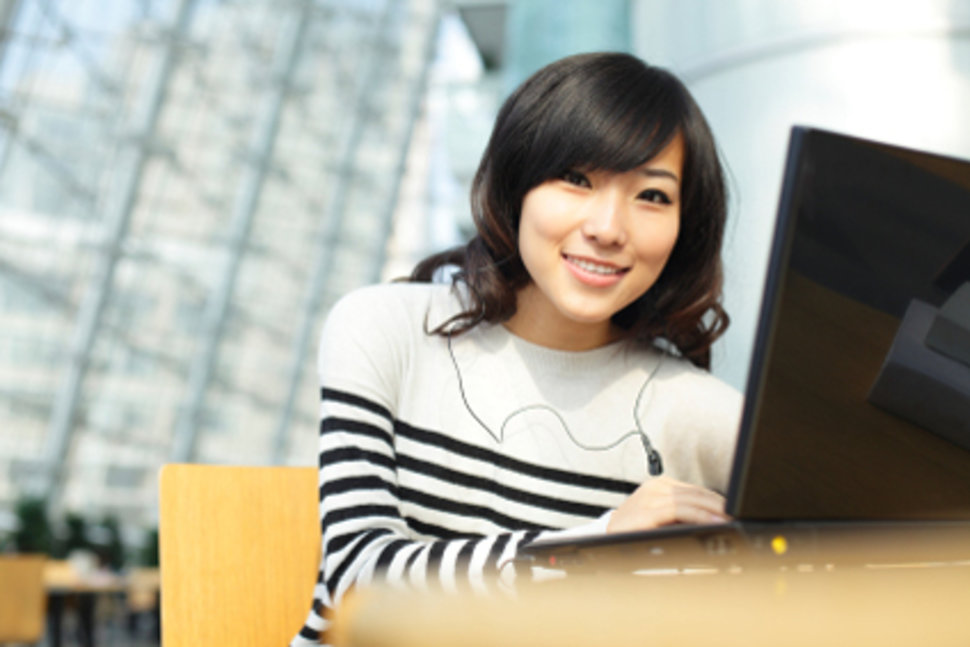Three Top Reasons to Take an Online Degree Course – GetHow