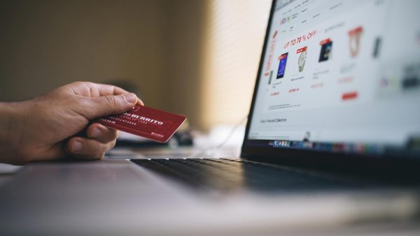 What to Consider When Choosing an eCommerce Platform?