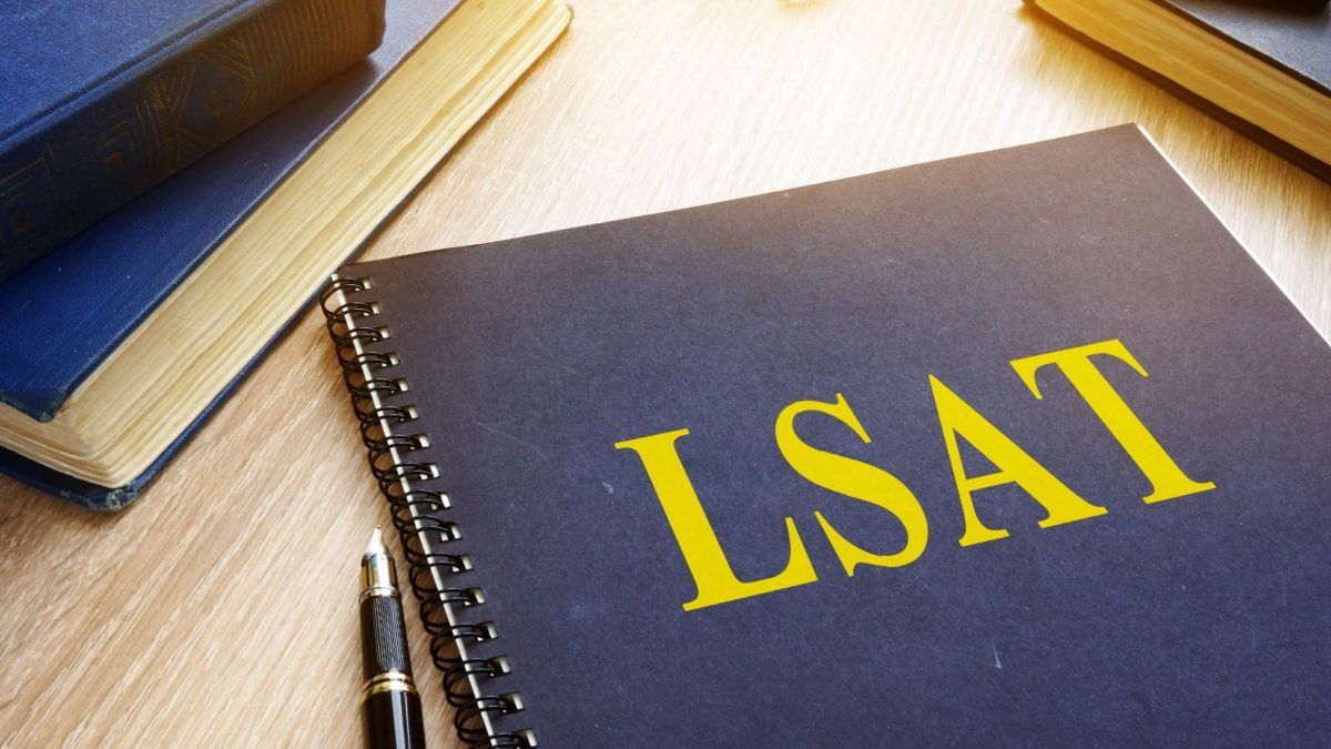 5 Reasons LSAT Prep Books Help You Study Better for the LSAT