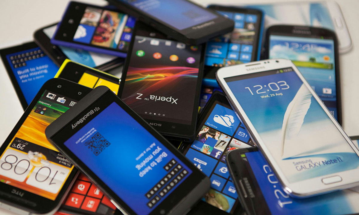 Smart Shopping: Tips to Consider Before Buying a Used Phone