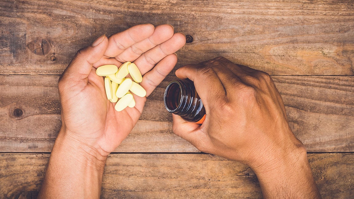 When Is the Best Time to Take an EAA Supplement?