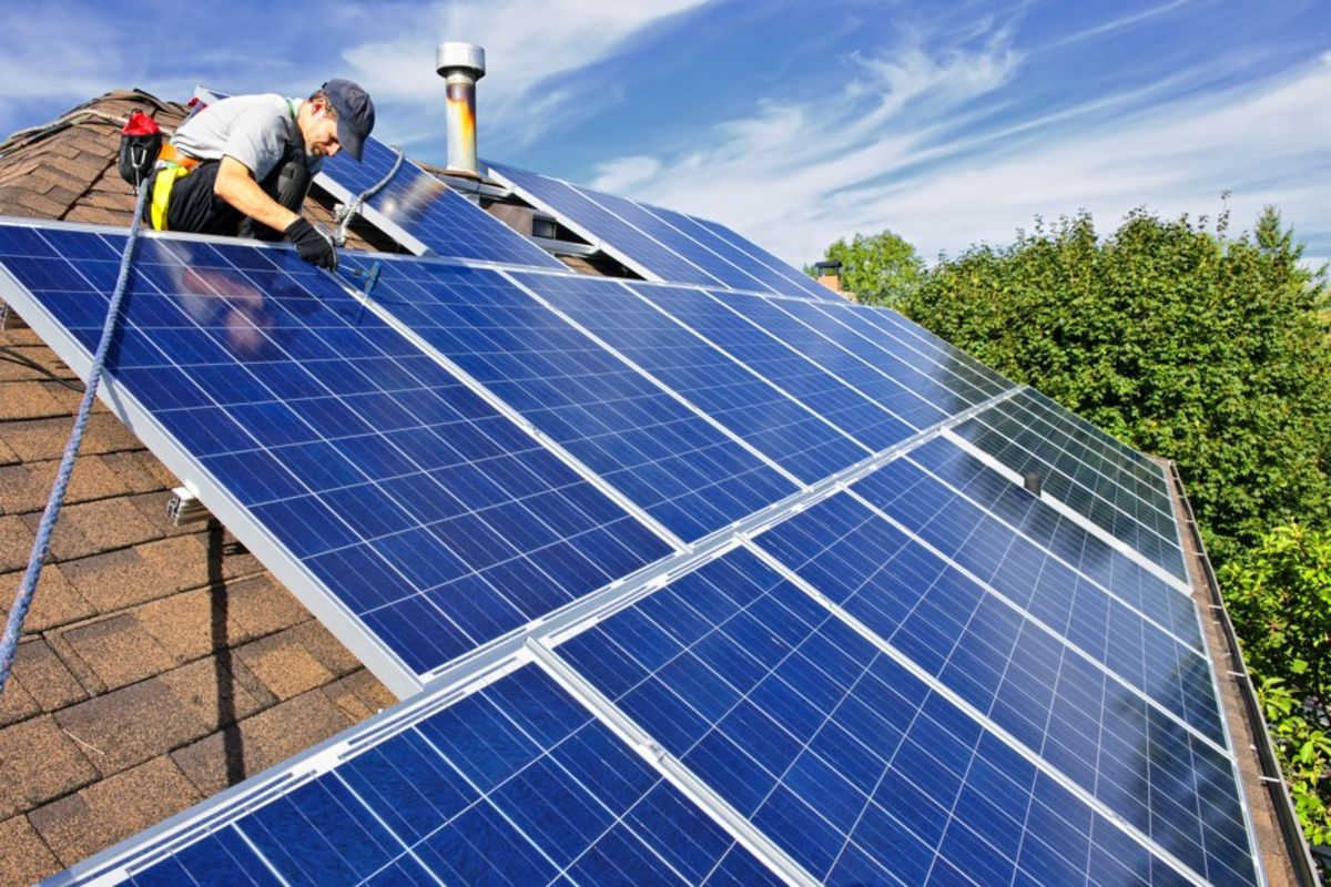 Going Solar? Check Out This Solar Panel Installation Checklist